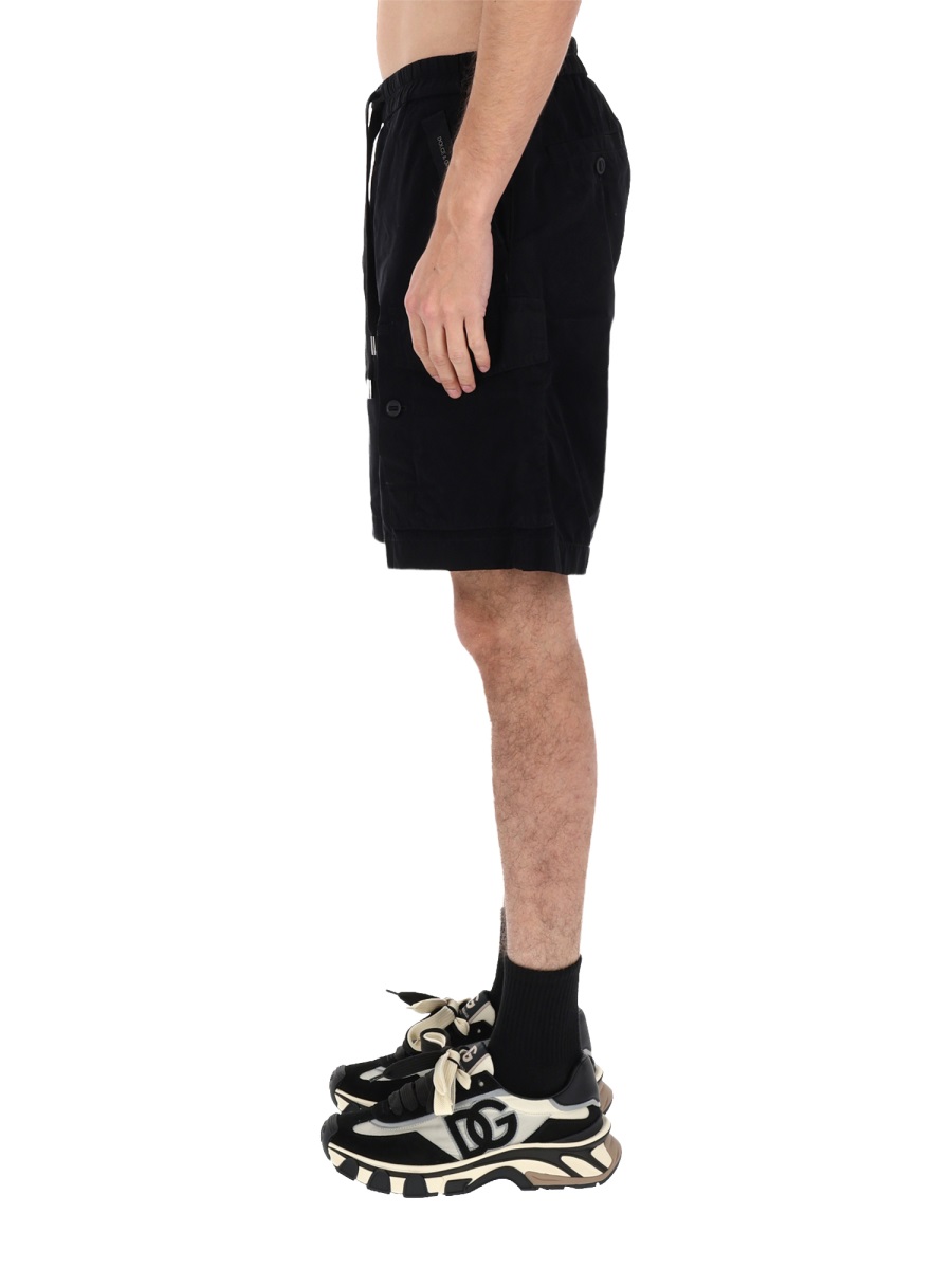 Dolce & Gabbana Relaxed Fit Functional Pockets Drawstring Shorts Zwart