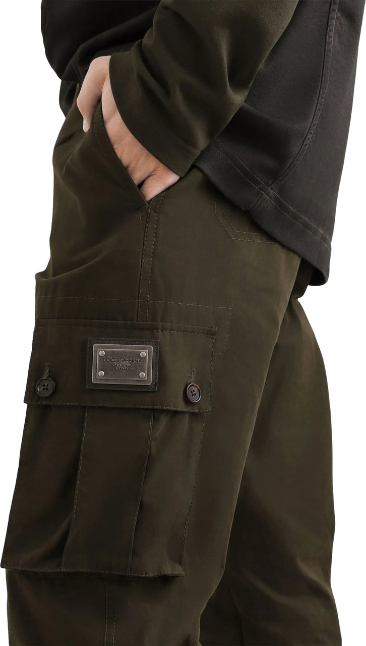 Dolce & Gabbana Black Cropped Cargo Flap Pocket Pants Zwart