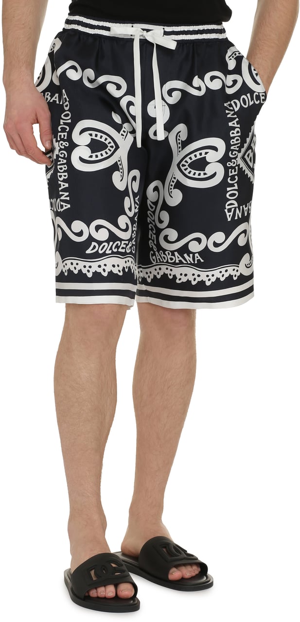 Dolce & Gabbana Printed bermuda shorts Blauw