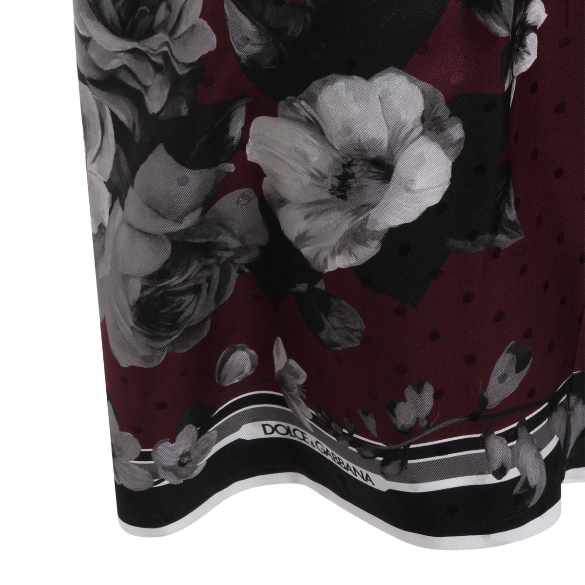 Dolce & Gabbana Multicolored Floral Patterned Shorts Rood