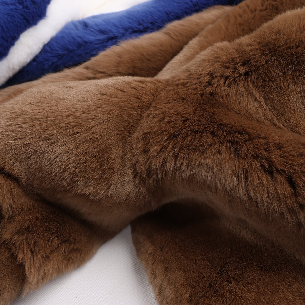 Dondup DONDUP Lapin Fur Coat in Brown, Size 42 Bruin