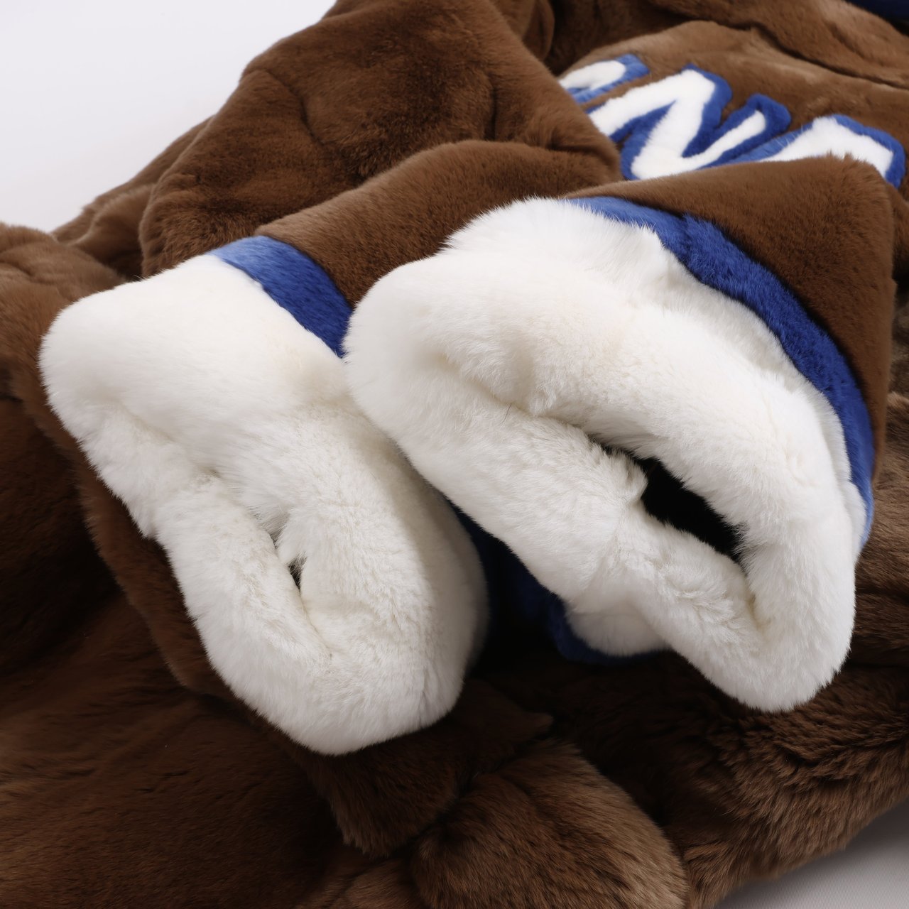 Dondup DONDUP Lapin Fur Coat in Brown, Size 42 Bruin