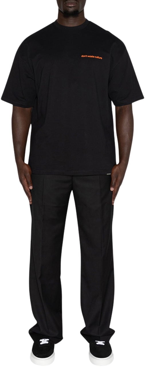 Don't Waste Culture Cleo T-Shirt Zwart