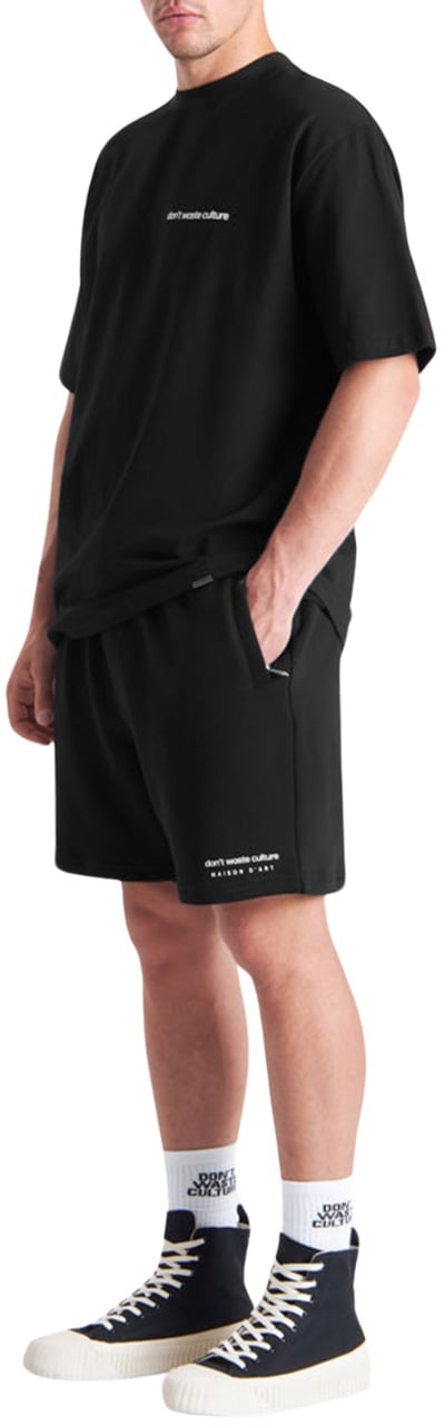 Don't Waste Culture Jerr Short Zwart