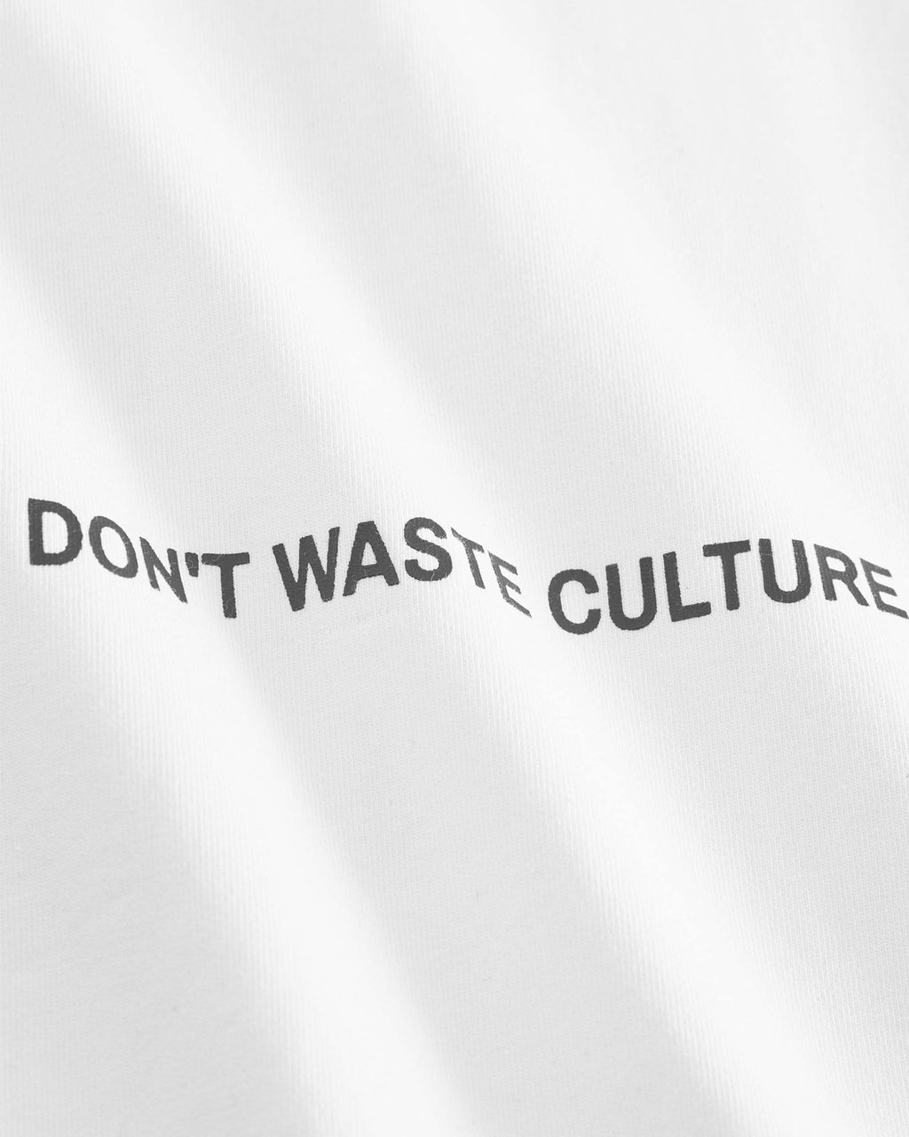 Don't Waste Culture Lysara T-shirt Wit