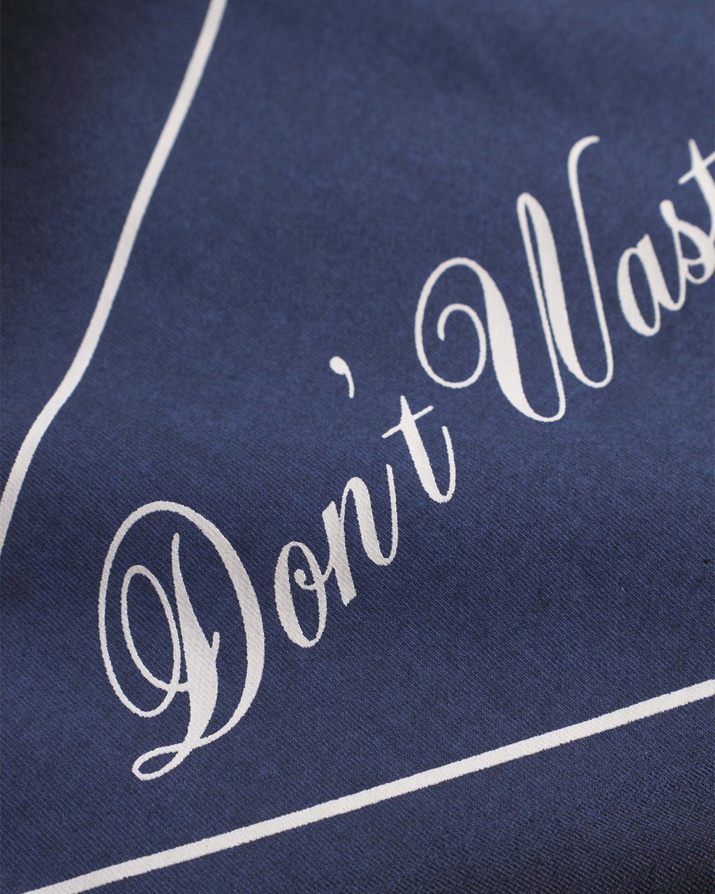 Don't Waste Culture Anvaya T-shirt Zwart