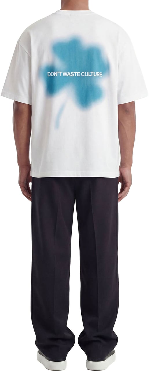 Don't Waste Culture Kaorisa T-Shirt Wit