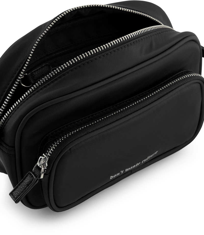 Don't Waste Culture Nylon Messenger Bag | Black Zwart
