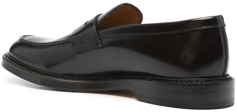 Doucal's Flat Shoes Moro Zwart