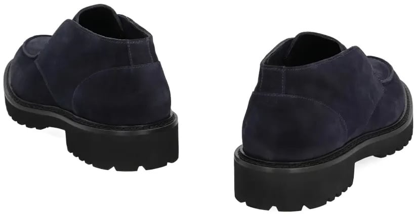 Doucal's chukka adler divers Divers