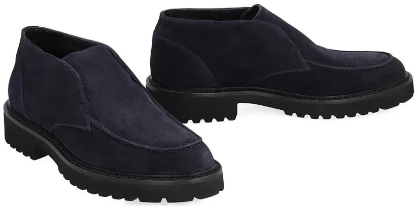 Doucal's chukka adler divers Divers