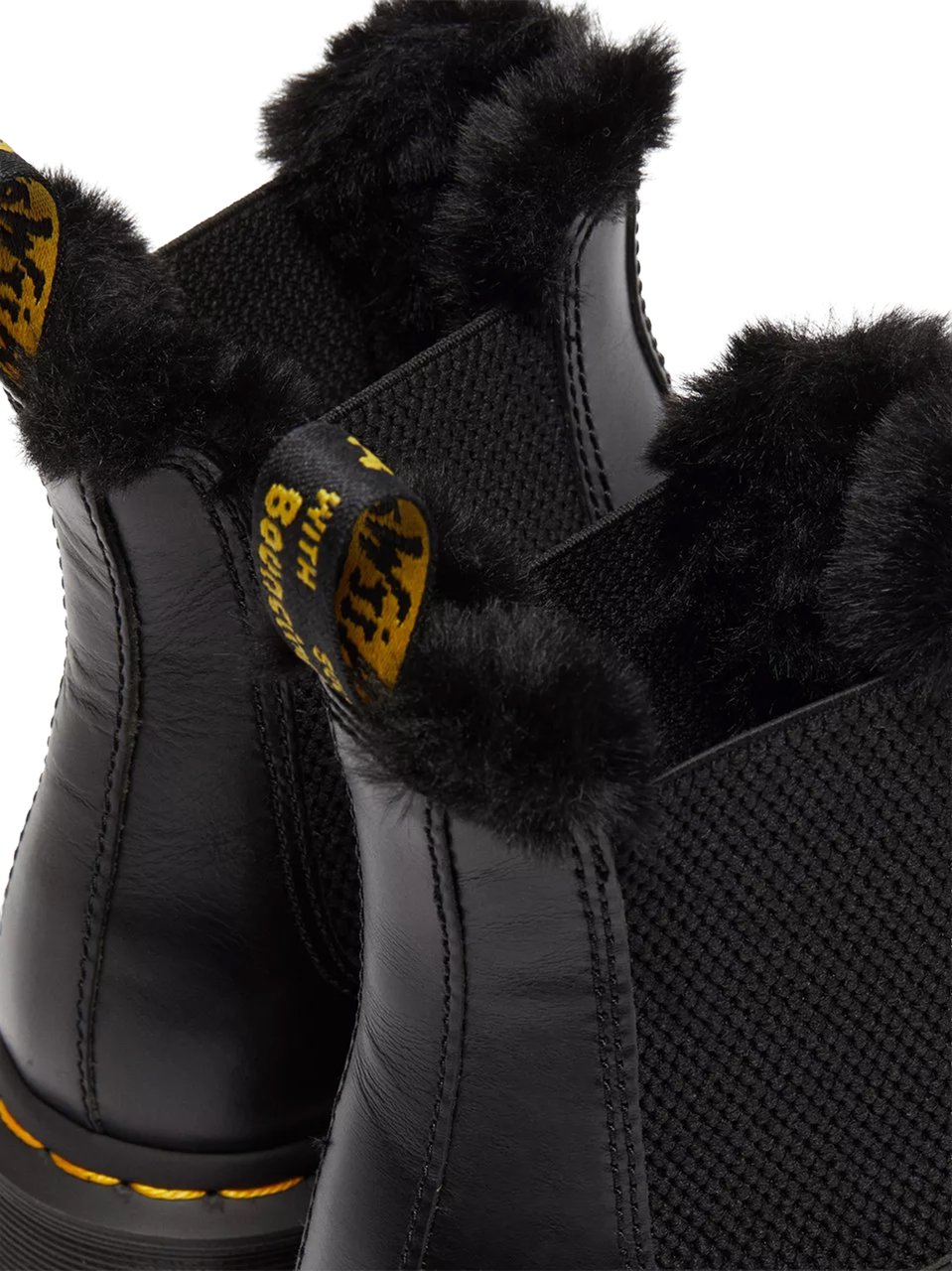 Dr. Martens 2976 Leonore Fur Lined Leather Boots Zwart