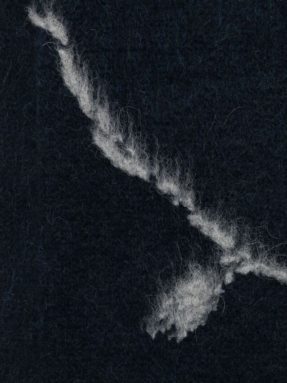 Dries van Noten Rectangular Abstract Pattern Scarf in Deep Navy Zwart