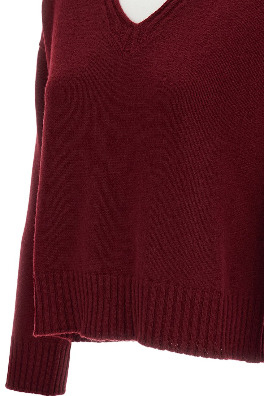 Drumohr Cashmere Boxy V-Neck Sweater with Kimono Sleeves Rood