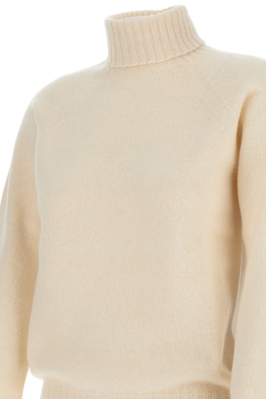 Drumohr Flat-Knit Wool Turtleneck Sweater with Wide Ribbed Finishes Wit