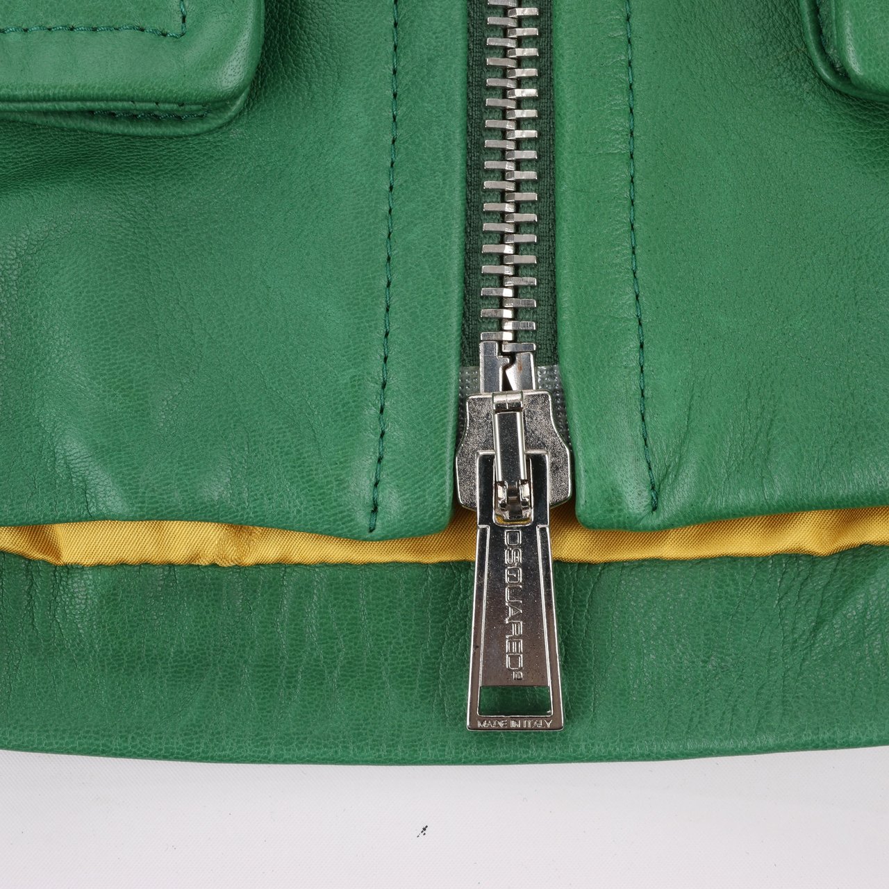 Dsquared2 DSQUARED2 Green Leather Cape Jacket, Style S75AM0561, Size 38 Groen