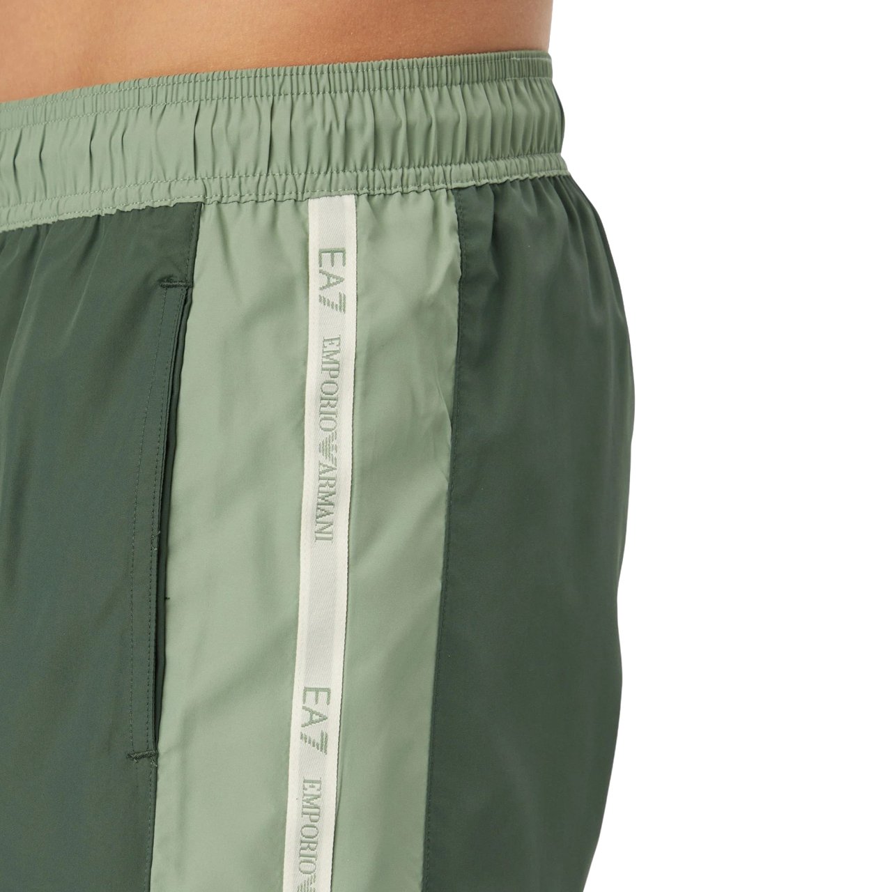 EA7 Heren Korte Broek Groen
