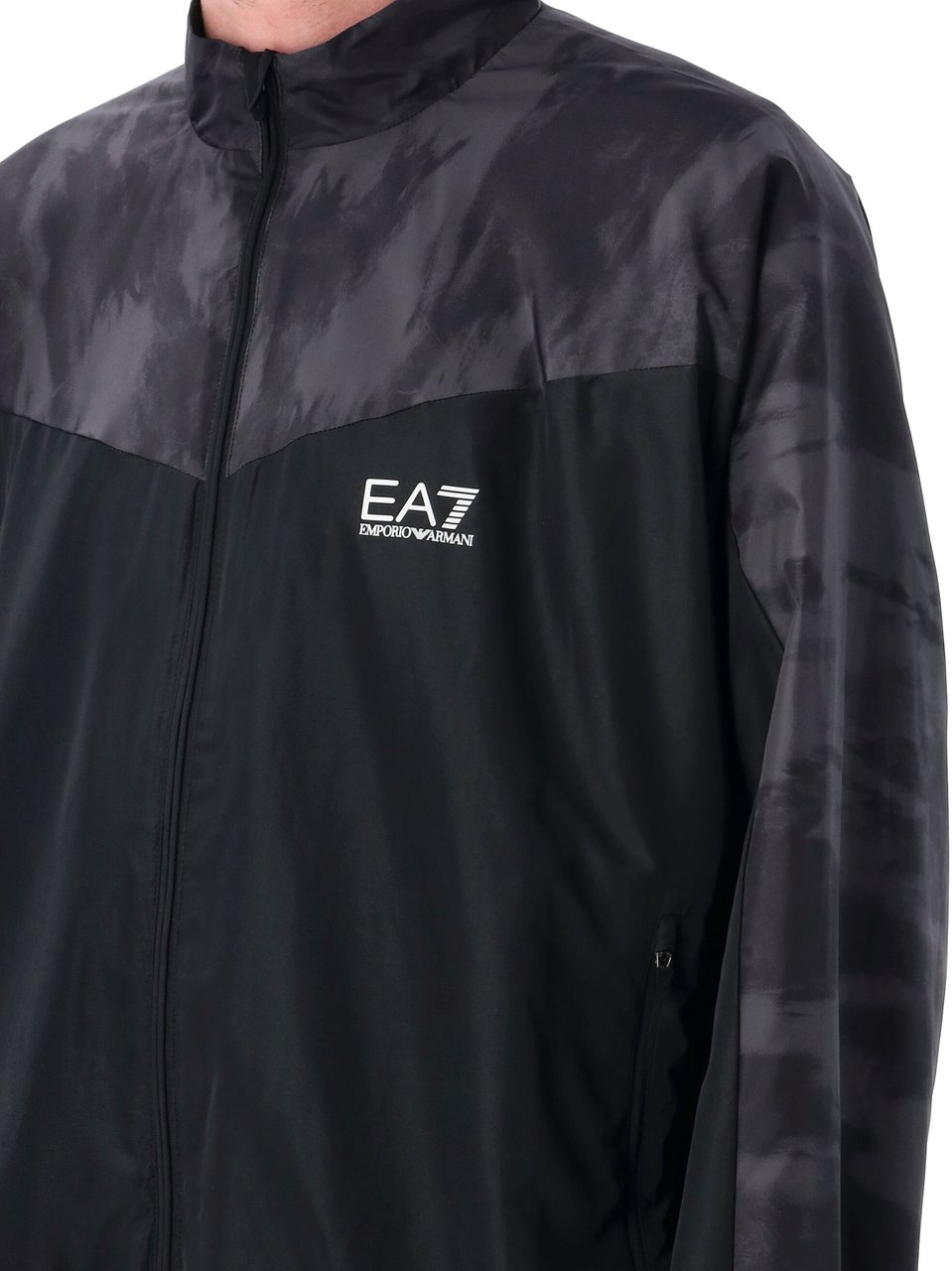 EA7 Dynamic Athlete printed tracksuit Zwart