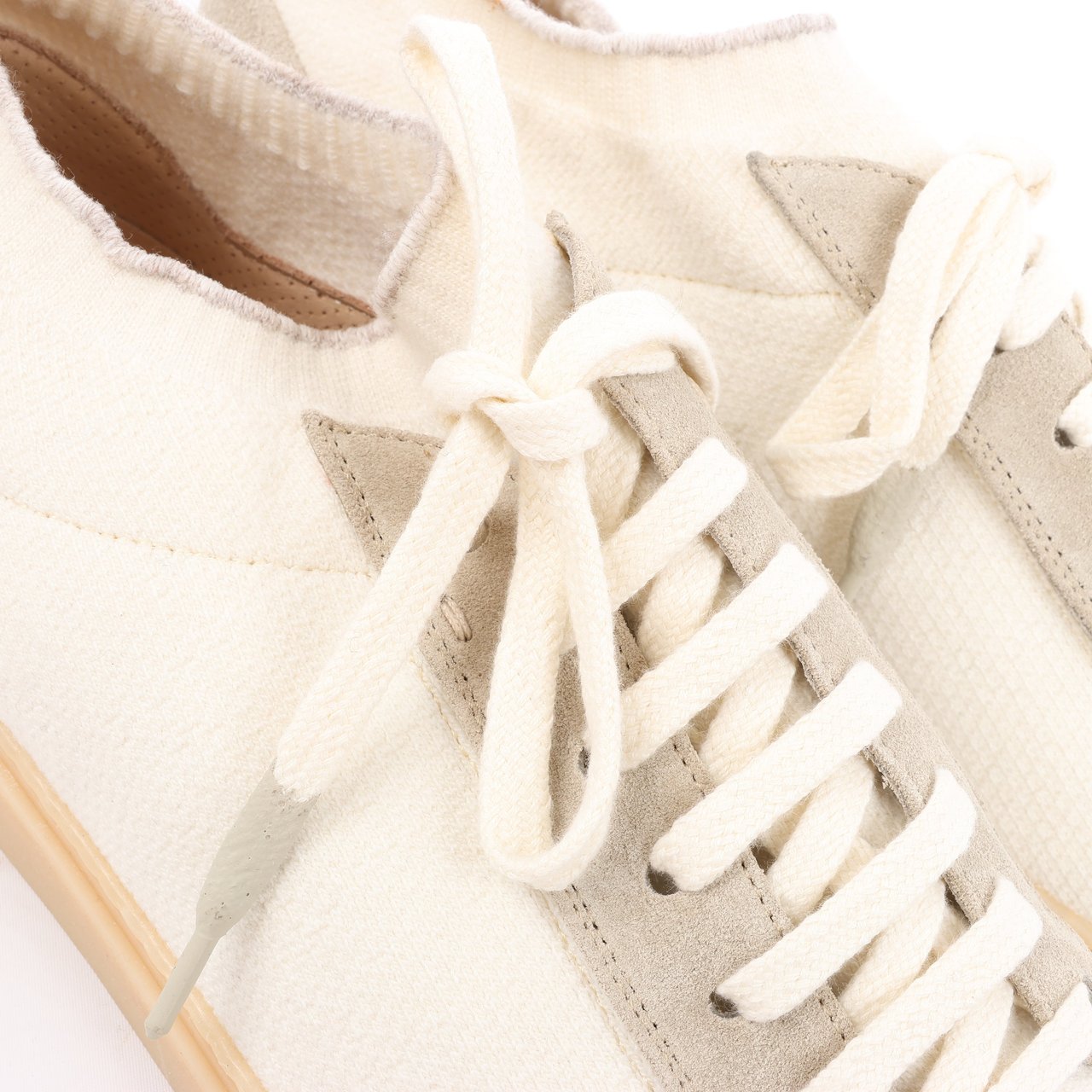 Eleventy ELEVENTY Panelled Knitted Sneakers in Beige, Size 44 EU Beige