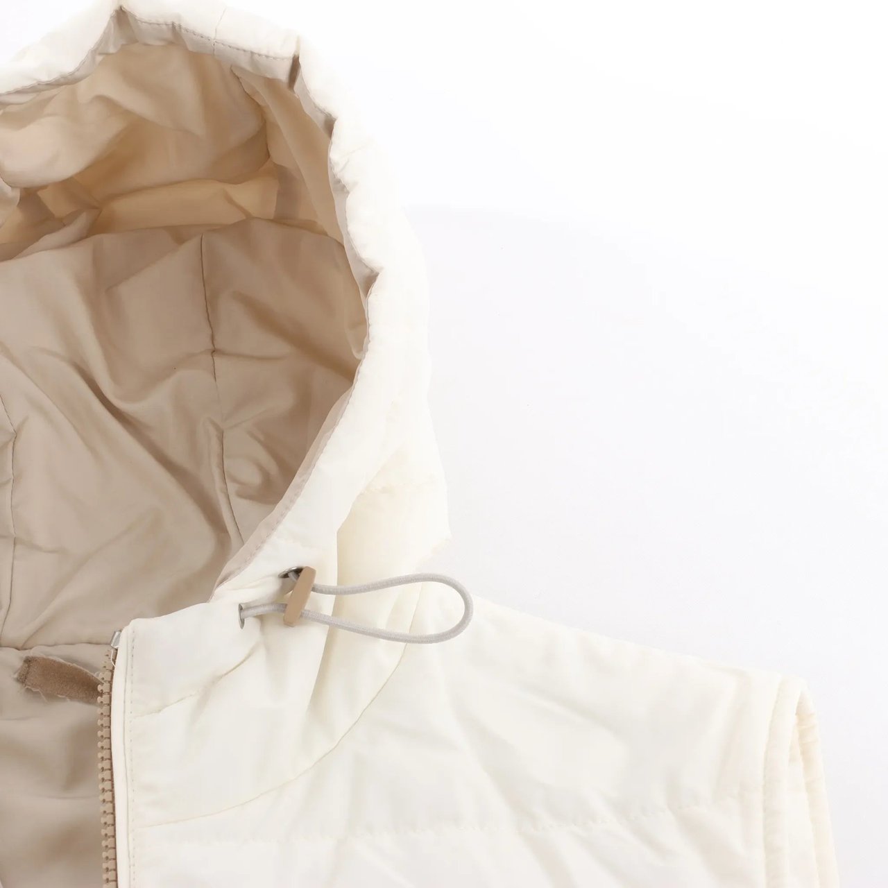 Eleventy Hooded Wool Vest in Beige, Size 50 IT Beige