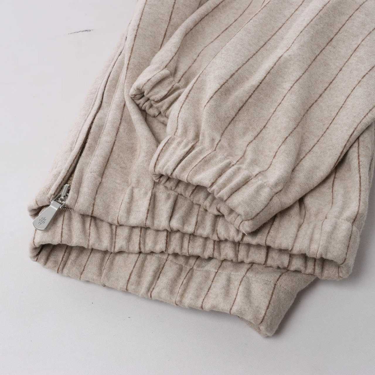 Eleventy Striped Zip-Up Sweatshirt in Beige, Size M Beige