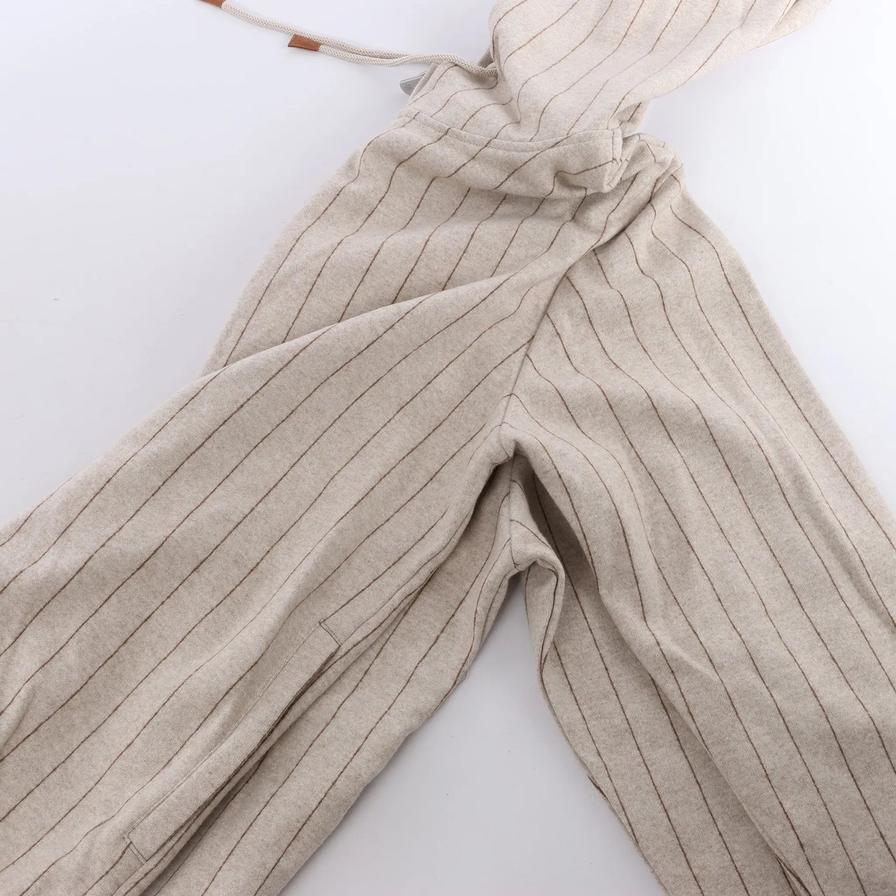 Eleventy Striped Zip-Up Sweatshirt in Beige, Size M Beige