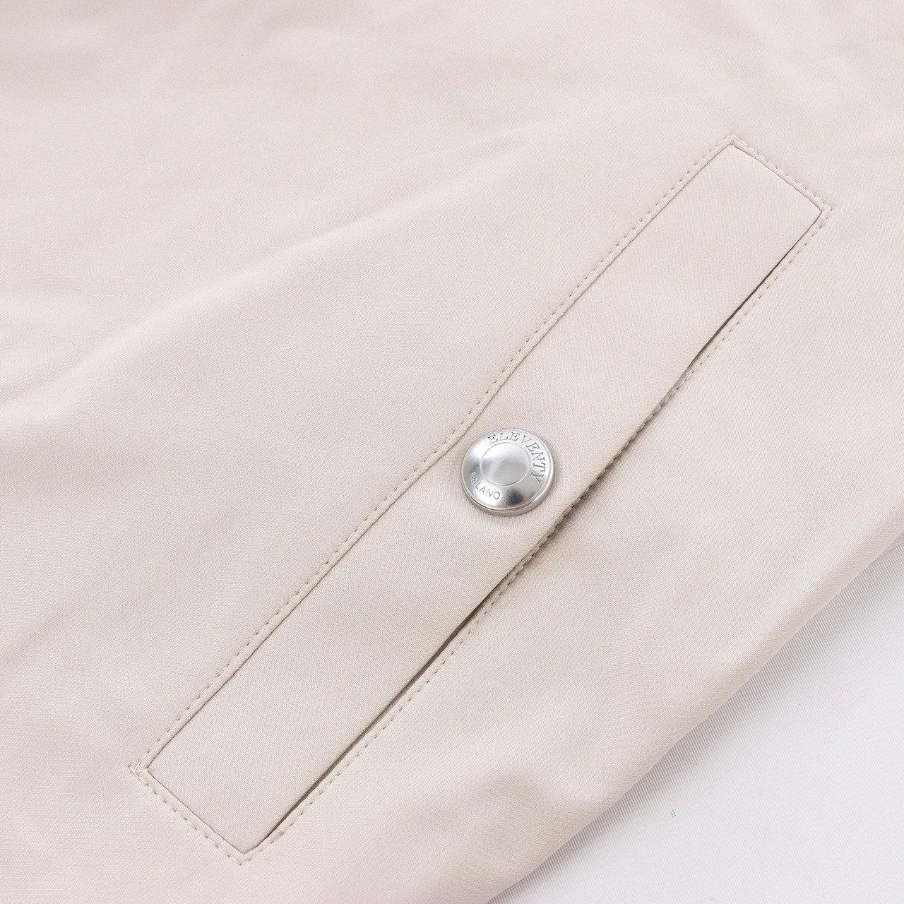 Eleventy Hooded Zip-Front Vest in Beige, Size 50 IT Beige