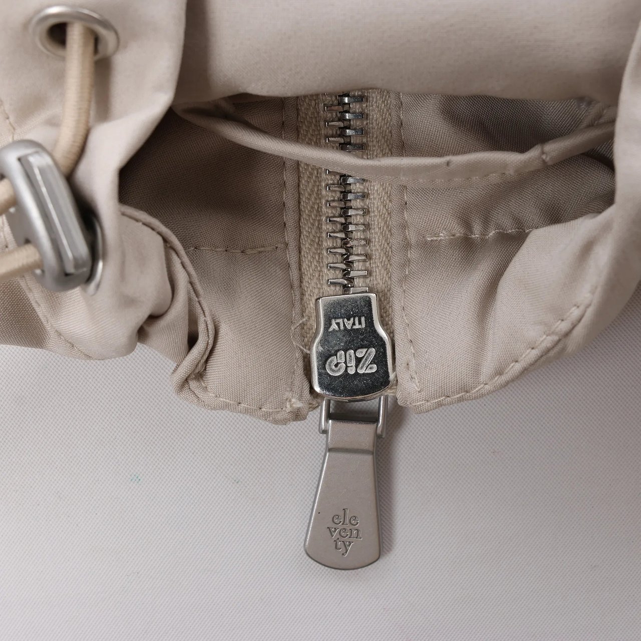 Eleventy Hooded Zip-Front Vest in Beige, Size 50 IT Beige