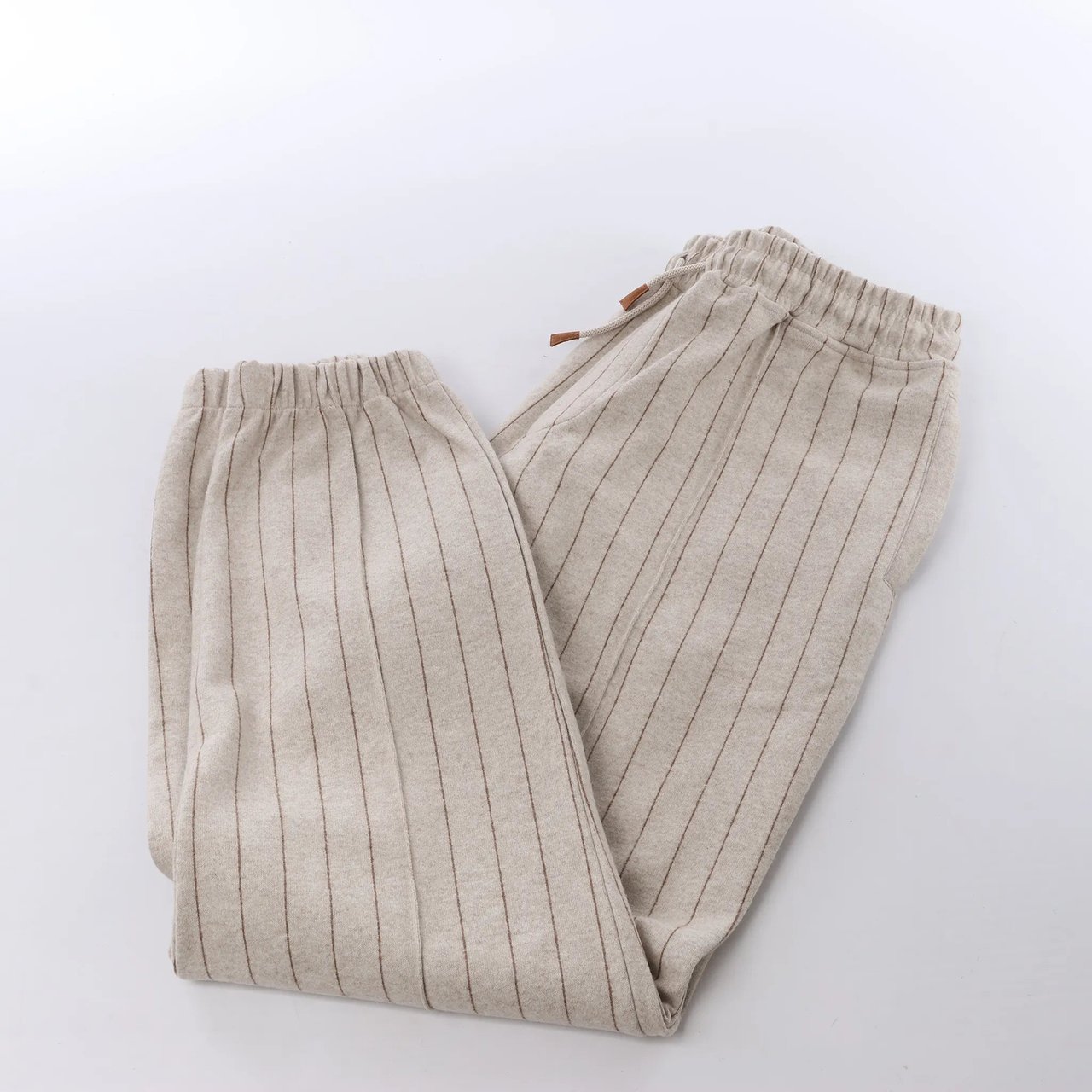 Eleventy Wool Trousers in Beige, Size M Beige
