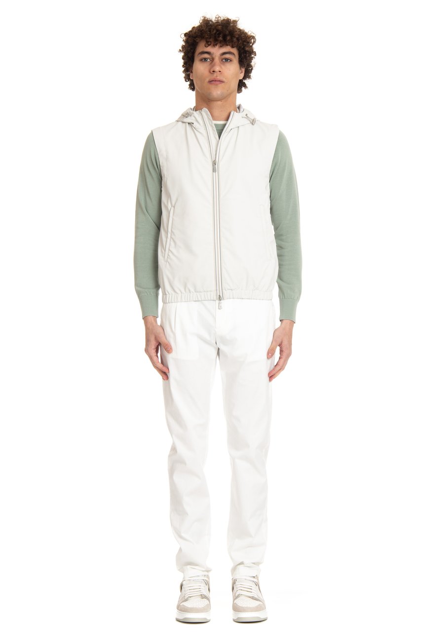 Eleventy Double-slider Zipper Gilet with Fixed Hood Wit