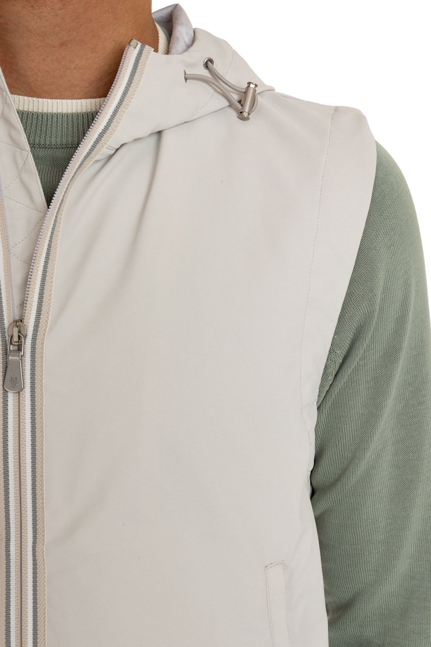 Eleventy Double-slider Zipper Gilet with Fixed Hood Wit