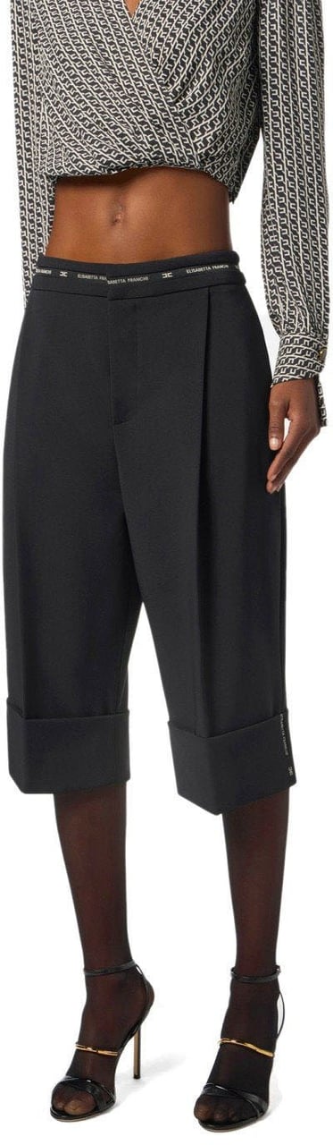 Elisabetta Franchi ELISABETTA FRANCHI BERMUDA SHORTS Zwart