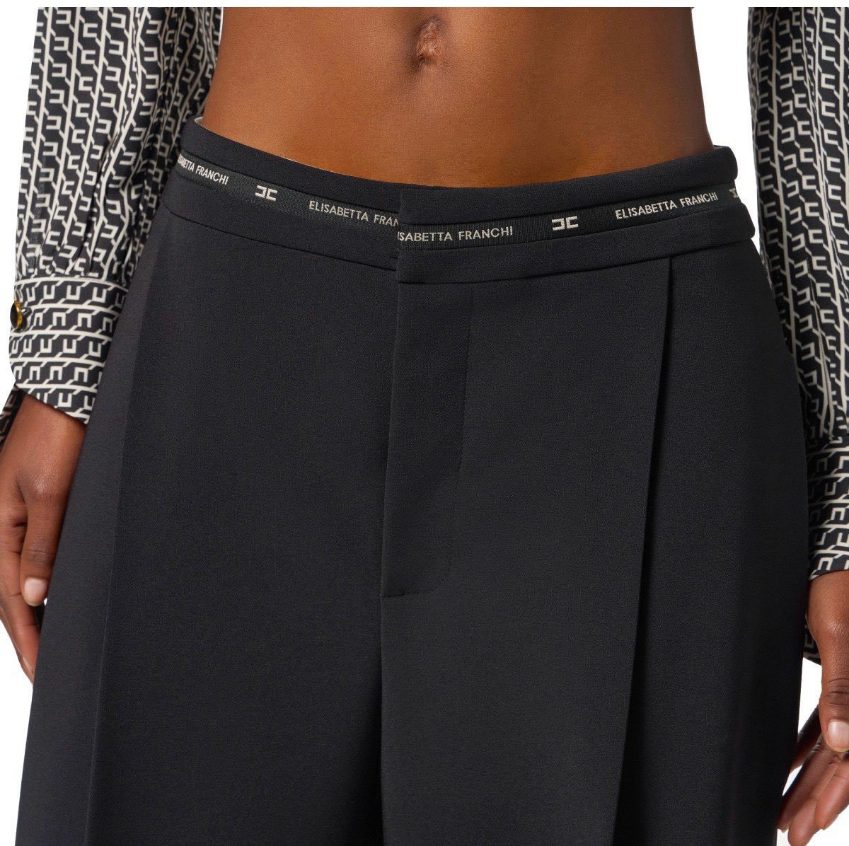 Elisabetta Franchi ELISABETTA FRANCHI BERMUDA SHORTS Zwart