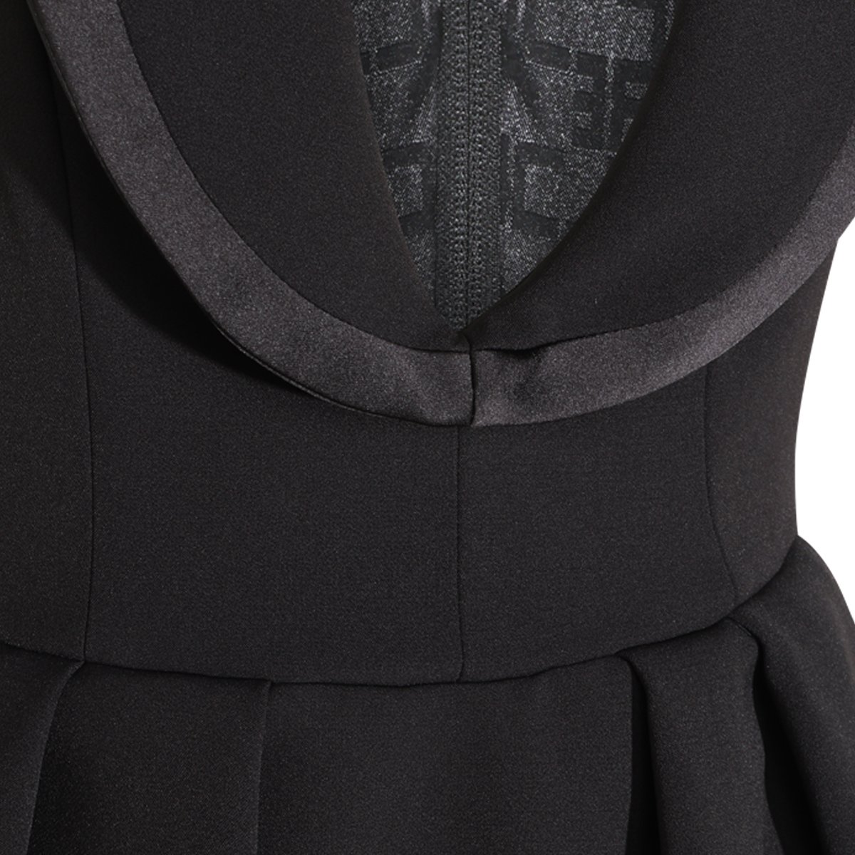 Elisabetta Franchi A-Line Mini Dress with Deep Revers Neckline Zwart