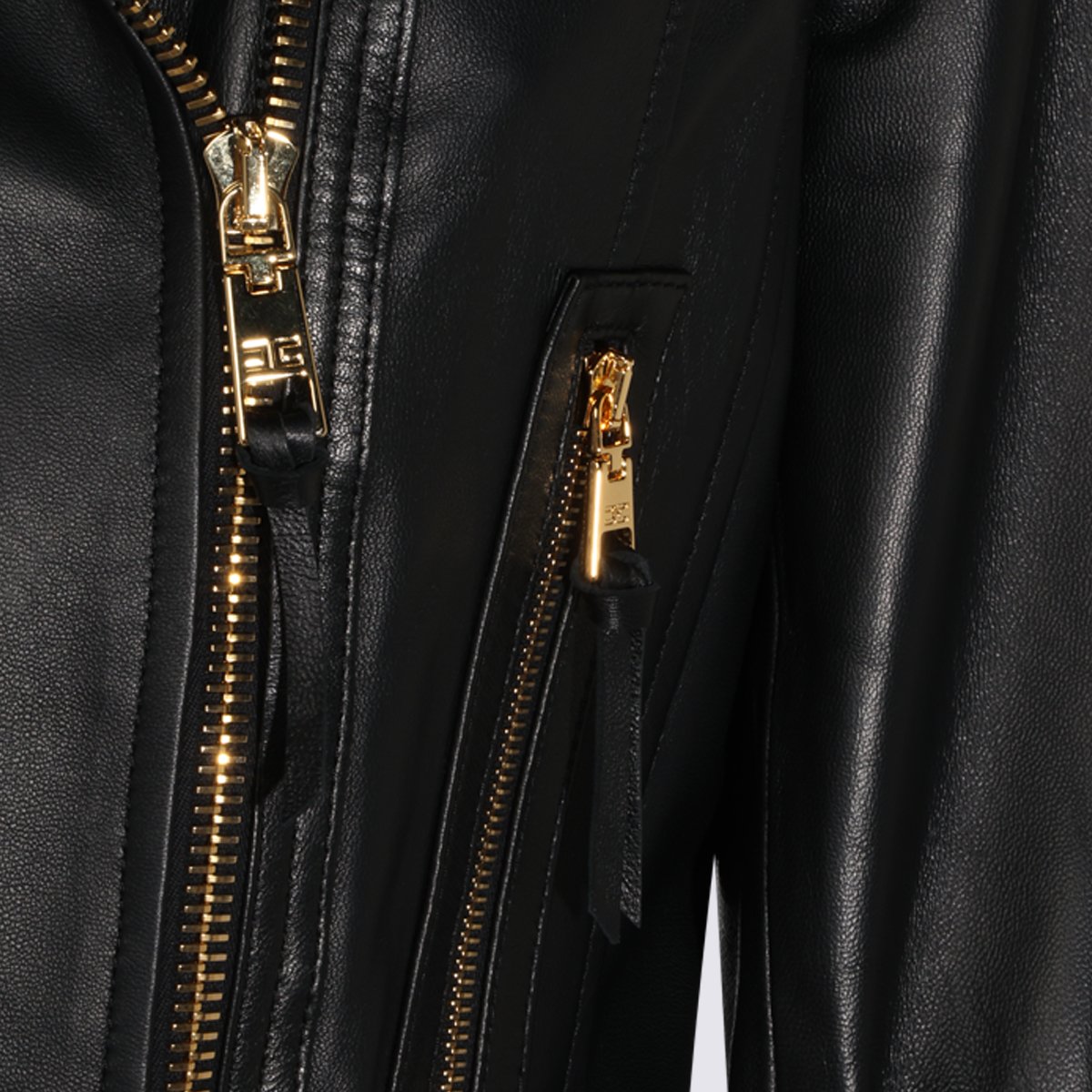 Elisabetta Franchi Fitted Black Leather Jacket with Asymmetrical Zipper Zwart