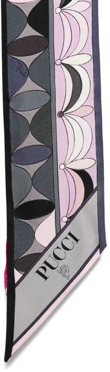 Emilio Pucci Scarfs Black Zwart