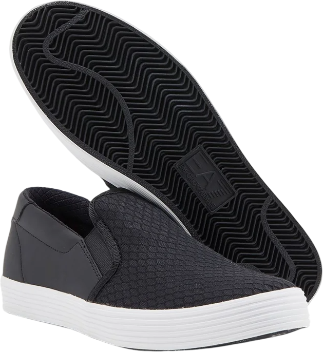 Emporio Armani Sneaker slip on nera Zwart