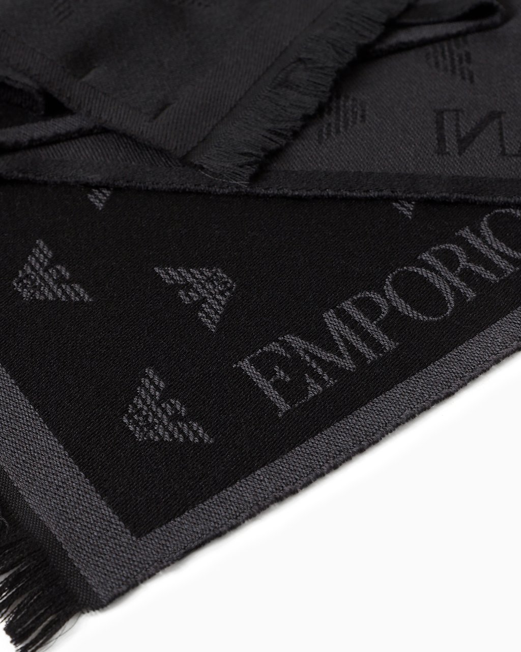 Emporio Armani Scarfs Anthracite Grijs