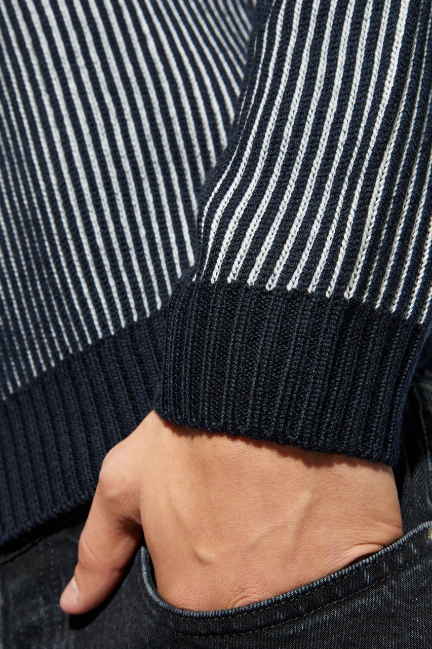 Emporio Armani Sweaters Blue Blauw