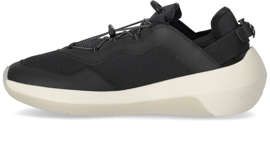 Emporio Armani EMPORIO ARMANI TRAVEL ESSENTIAL SNEAKER Zwart