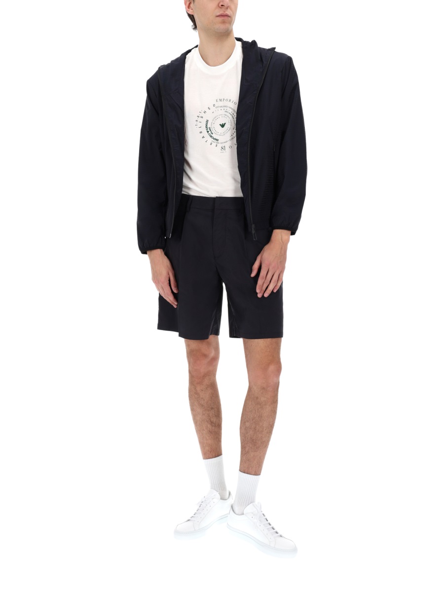 Emporio Armani Luxurious Flat Front Shorts Zwart