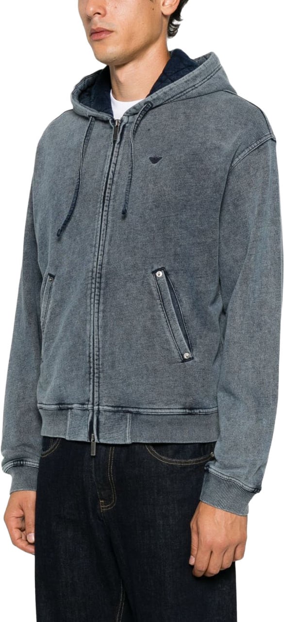 Emporio Armani Sweaters Navy Blauw