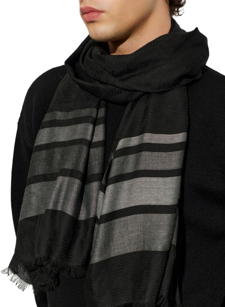 Emporio Armani Scarfs Zwart