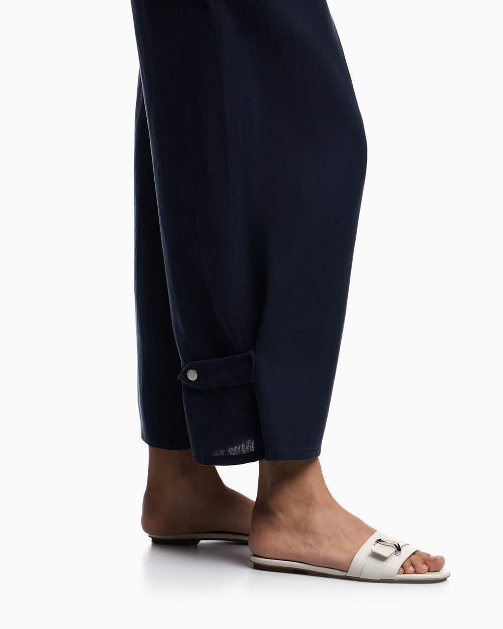 Emporio Armani J4e Relaxed Fit Linen Five Trousers Blauw