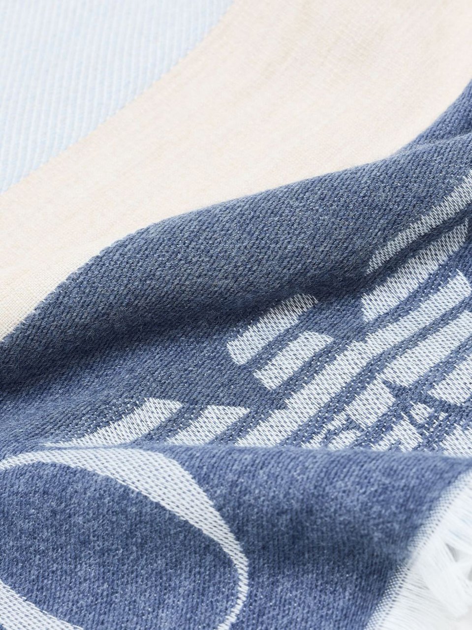 Emporio Armani Scarfs Clear Blue Blauw