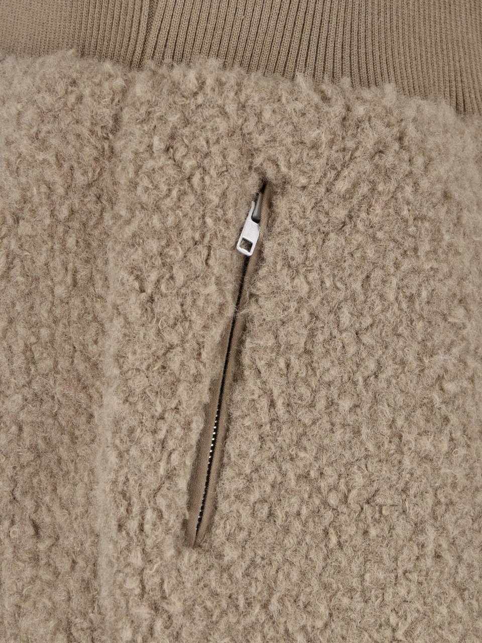 Entire Studios Beige Teddy Fleece Zippered Shorts Neutraal