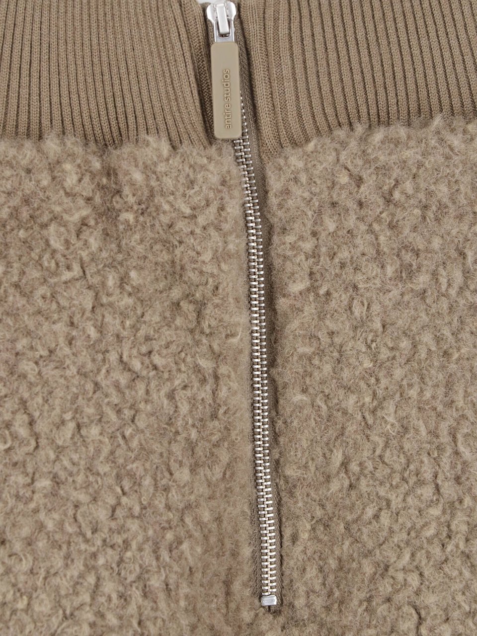 Entire Studios Beige Teddy Fleece Zippered Shorts Neutraal