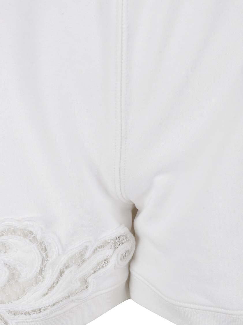 Ermanno Scervino Relaxed Fit White Shorts With Intricate Embroidery Wit
