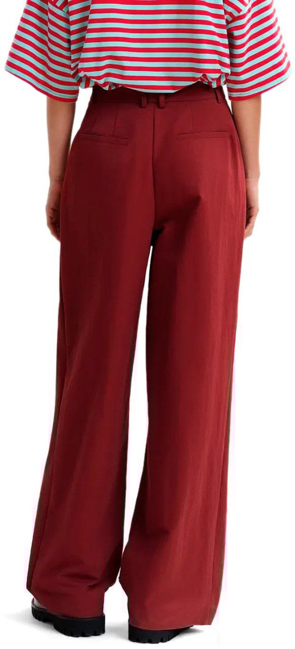 Essentiel Antwerp ESSENTIEL ANTWERP JAZMINE BURGUNDY PANTS Rood