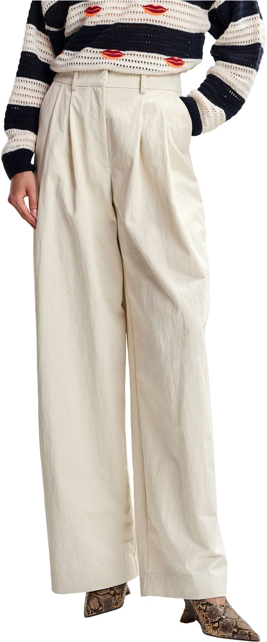 Essentiel Antwerp Essentiel Antwerp Pleated Wide Leg Pants Pantalons Off White Jazmine Wit